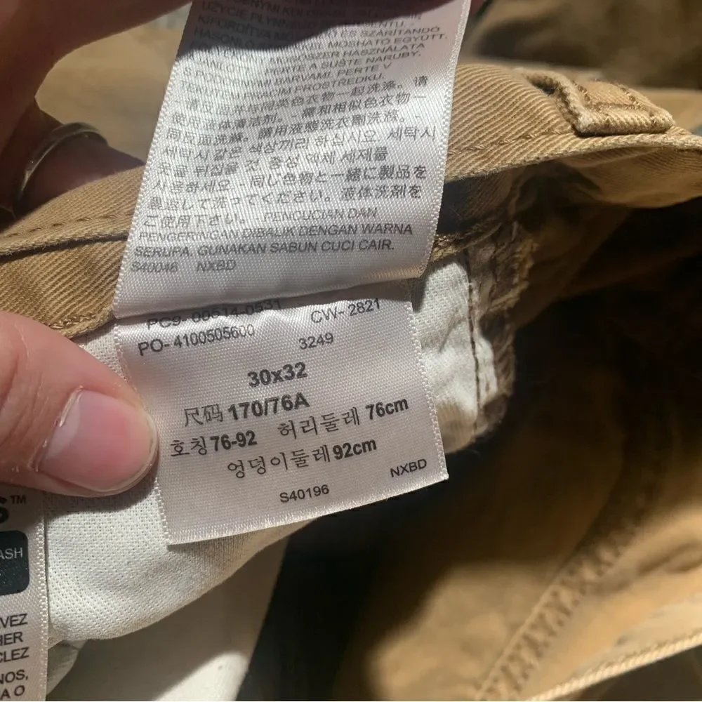 Levi’s Khaki Pants size 30